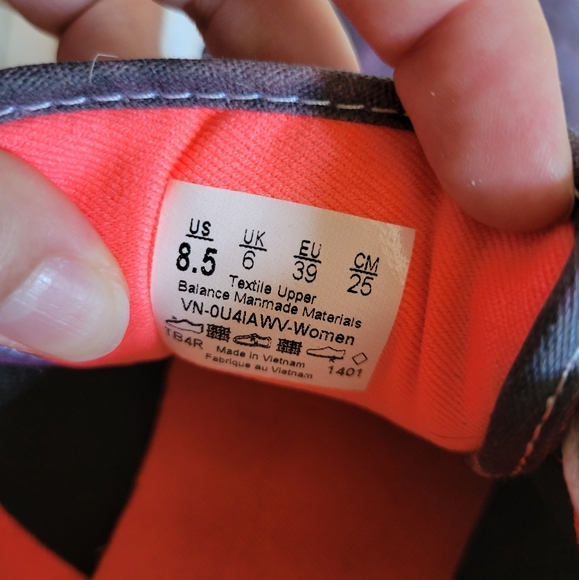 Pink Vans NWOT - Picture 3 of 3